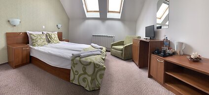 Granat Apartments