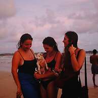 Happy hammocks, Weligama