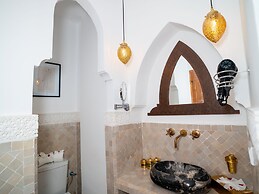 Riad Nelia