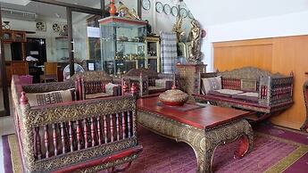 Thai Ngam Palace Hotel
