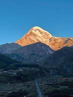 Hotel Axien Kazbegi