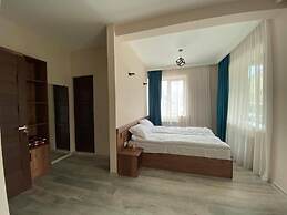 Hotel Axien Kazbegi