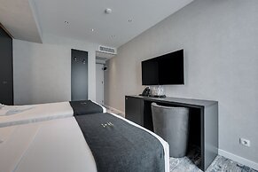 MIT HOTEL