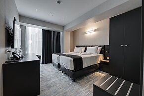 MIT HOTEL