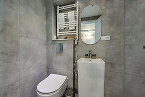 MIT HOTEL