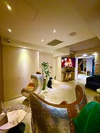 MIT HOTEL
