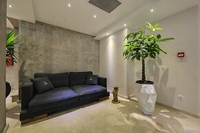 MIT HOTEL