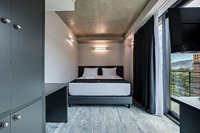 MIT HOTEL