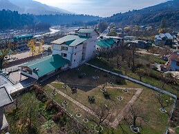 Vaayu Resorts And Spa Manali