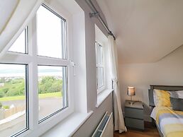 12 Hillview