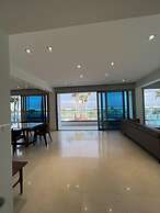 Aphrodite Plaza