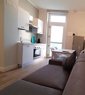 HH HERMOSO HOUSING ASTI