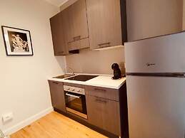 HH HERMOSO HOUSING ASTI