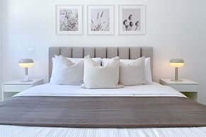 Phaedrus Living: White Hills Suites Panoramic View