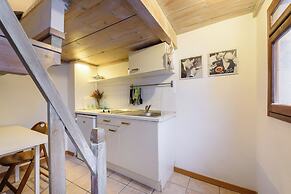 Montebello Studio by Mmega