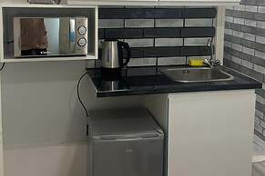 Studio Flat in London
