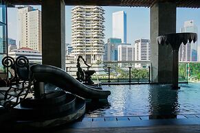 Nice And Enjoy Studio At Sudirman Suites Apartment
