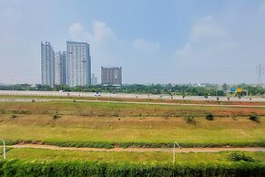 Fully Furnished With Cozy Studio Sky House Bsd Apartment
