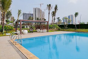 Fully Furnished With Cozy Studio Sky House Bsd Apartment