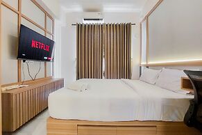 Warm And Nice Studio Room Sky House Bsd Apartment