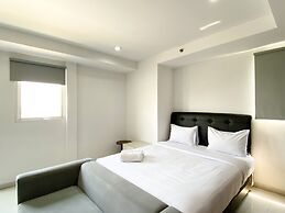 Spacious And Comfy Studio Room Azalea Suites Apartment