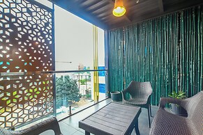 Hotel Holiday