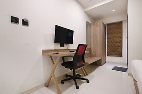 Hotel Holiday
