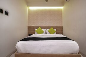 Hotel Holiday
