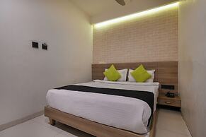 Hotel Holiday