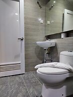 Hotel O Link Suite