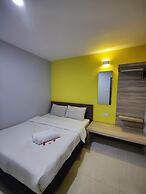 Hotel O Link Suite