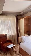 SiVAS LEON OTEL