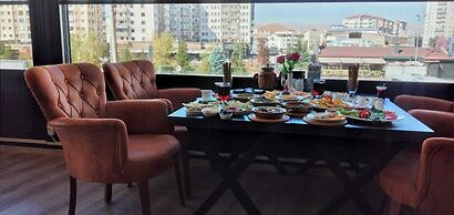 SiVAS LEON OTEL