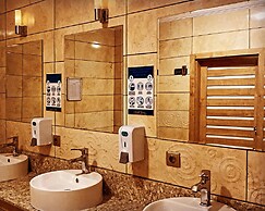 SiVAS LEON OTEL