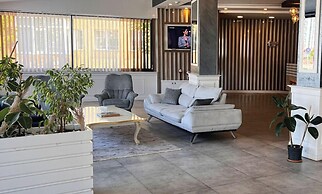 SiVAS LEON OTEL