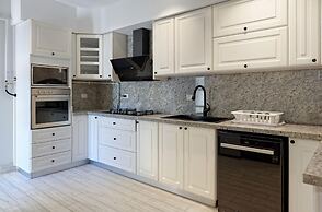 Vesta - Luxury Villa - 4BR - CFC II