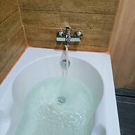 Mayflower Grande Suite Hotel