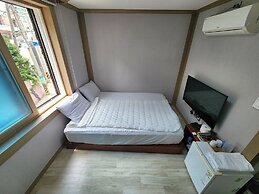 e cozy Hotel