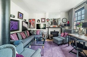 2 Bed Flat - Sleeps 4 - Balcony - Wifi