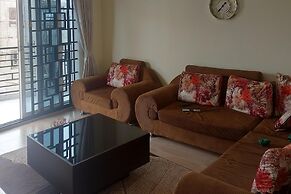 Cozy 2-bed Apartment in Akright City, Bwebajja