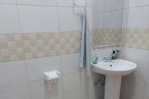 Cozy 2-bed Apartment in Akright City, Bwebajja