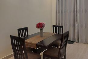 Cozy 2-bed Apartment in Akright City, Bwebajja