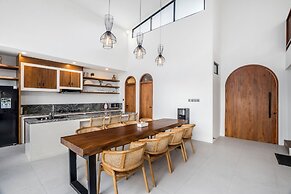 Casa Copper by Alfred in Bali