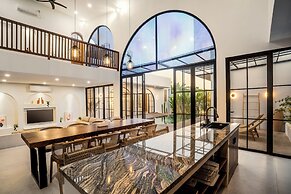 Casa Copper by Alfred in Bali
