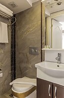 Carvan Hotel
