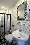 Carvan Hotel