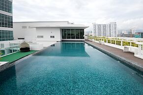 Maritime Suites by The Only Bnb