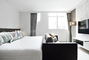 Service Residence at Stevens