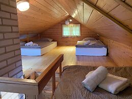 Cottage with pool playground and privacy