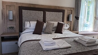 Project Binka - Luxury Caravan / Lodge 2 Bedrooms